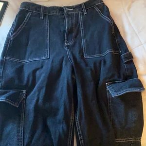 High waisted black cargo jeans